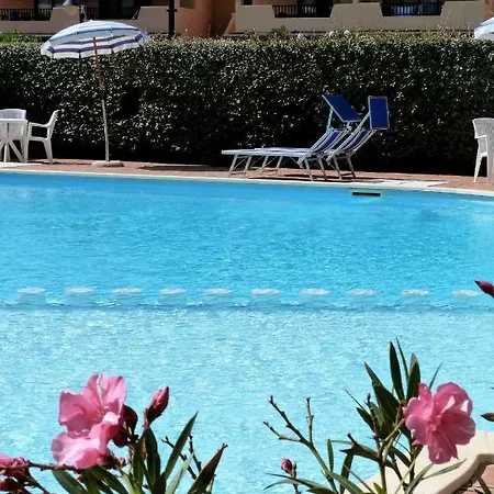 Apartment Lovely In With Pool *