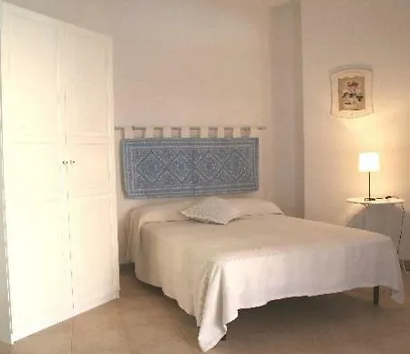 Lovely In With Pool Apartment